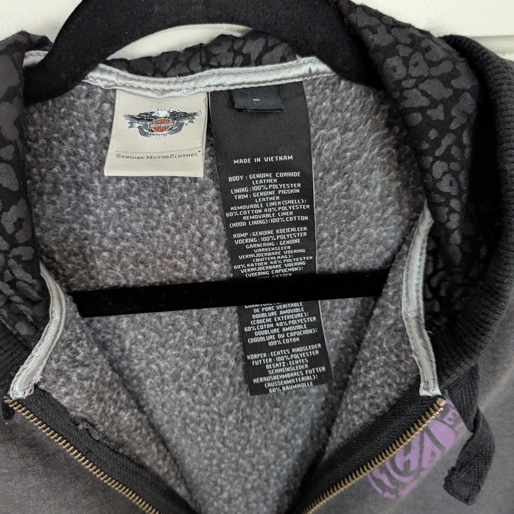 Harley Davidson Zip Hoodie with Purple Logo - Picture 4 of 4